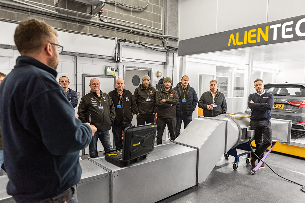 Sesión formación Alientech Academy - taller presencial chiptuning con KESS3
