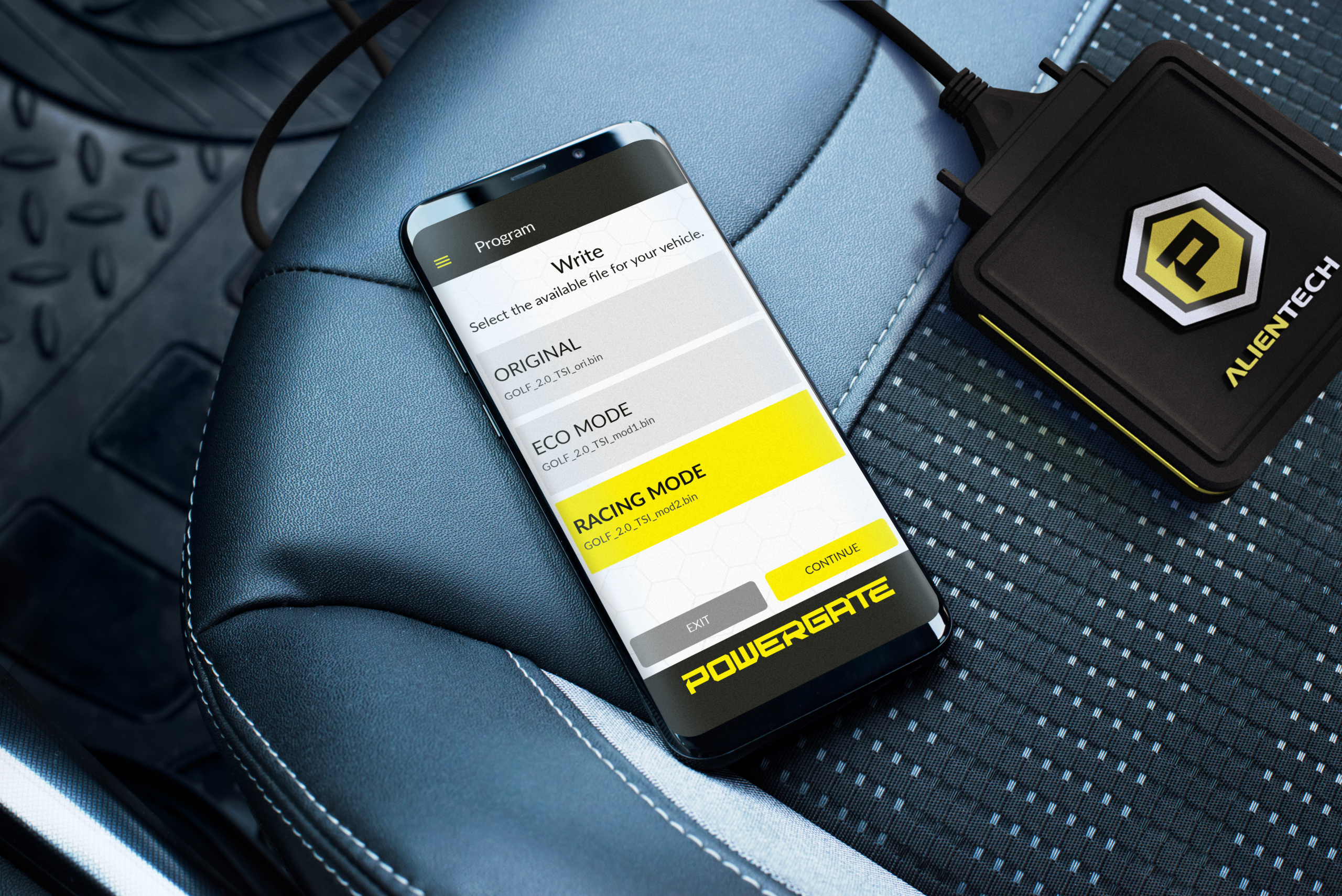 Powergate Alientech - programando ECU del coche por OBD en el asiento del conductor